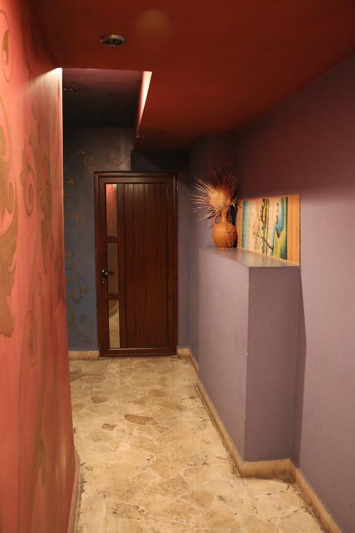 Motel Acapulco Yerevan Exterior foto