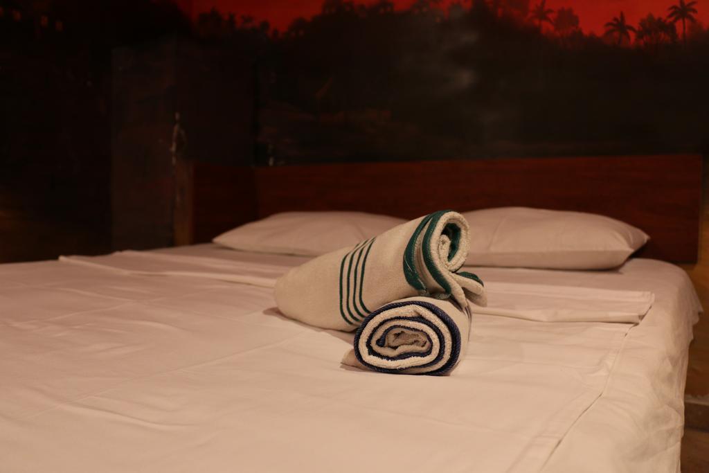 Motel Acapulco Yerevan Exterior foto